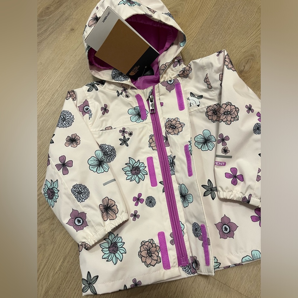The North Face Baby Antora Rain Jacket in white dune/desert bloom - Picture 4 of 6